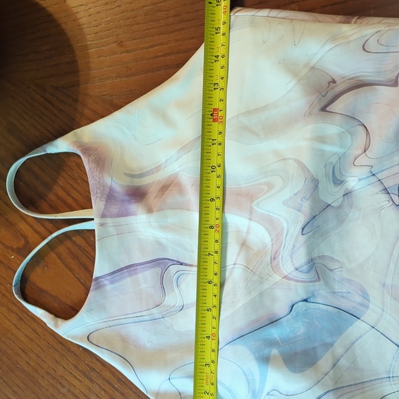 Old Navy 2 Pieces! Summer tank& leggings fits Med to Lrg. One Only Ignore Other - Picture 3 of 6